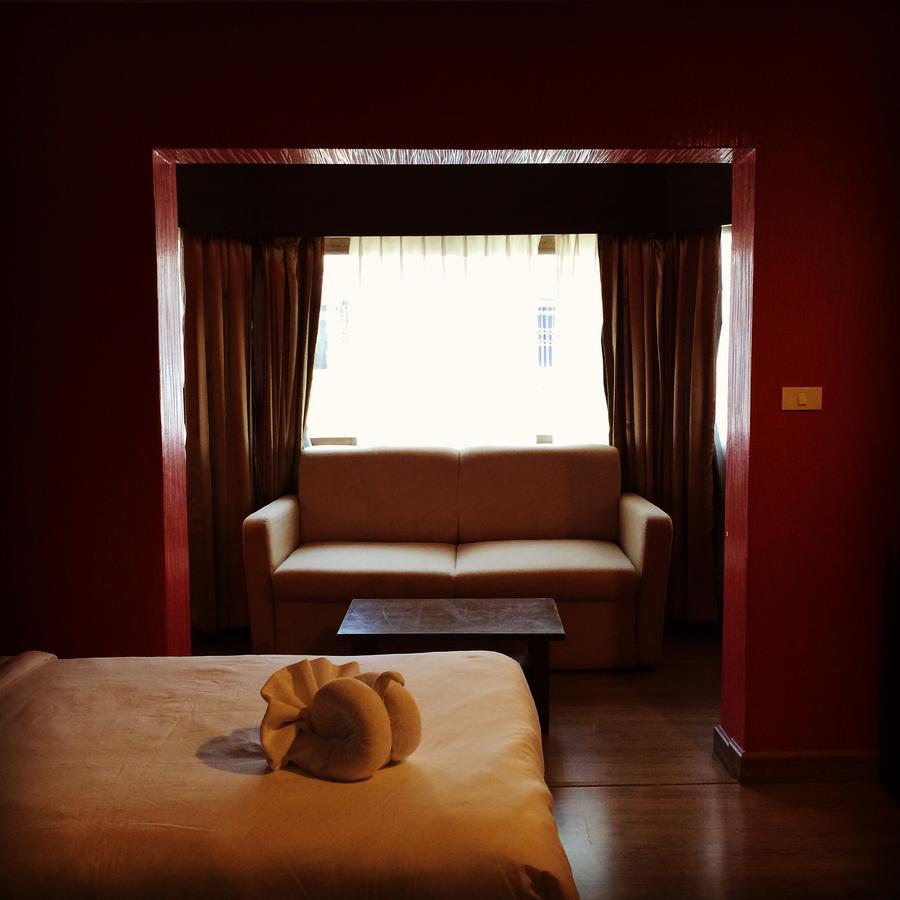 Iraqi Hotel Makkasan Exteriör bild