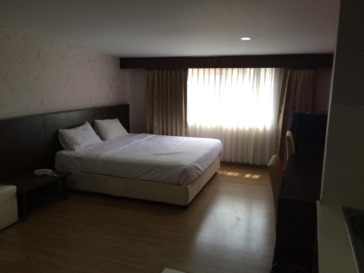 Iraqi Hotel Makkasan Exteriör bild