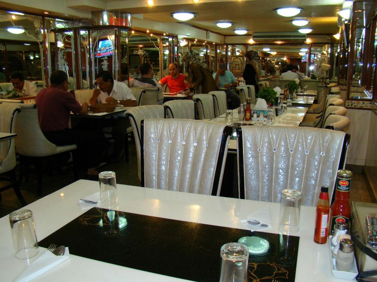 Iraqi Hotel Makkasan Exteriör bild