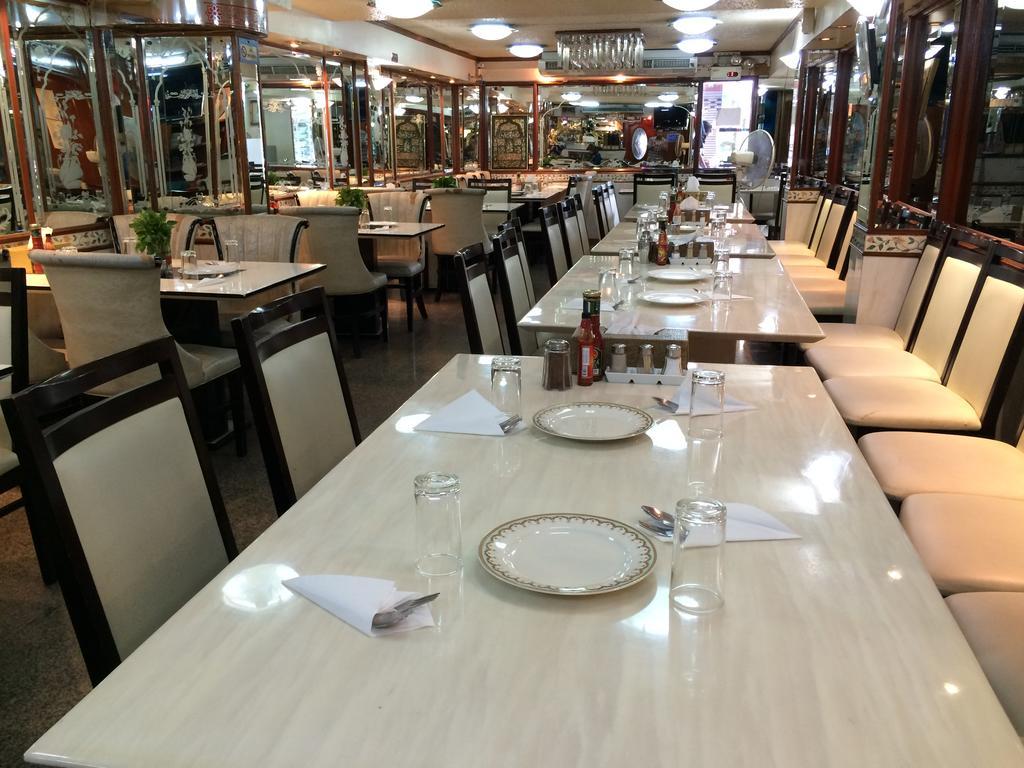 Iraqi Hotel Makkasan Exteriör bild