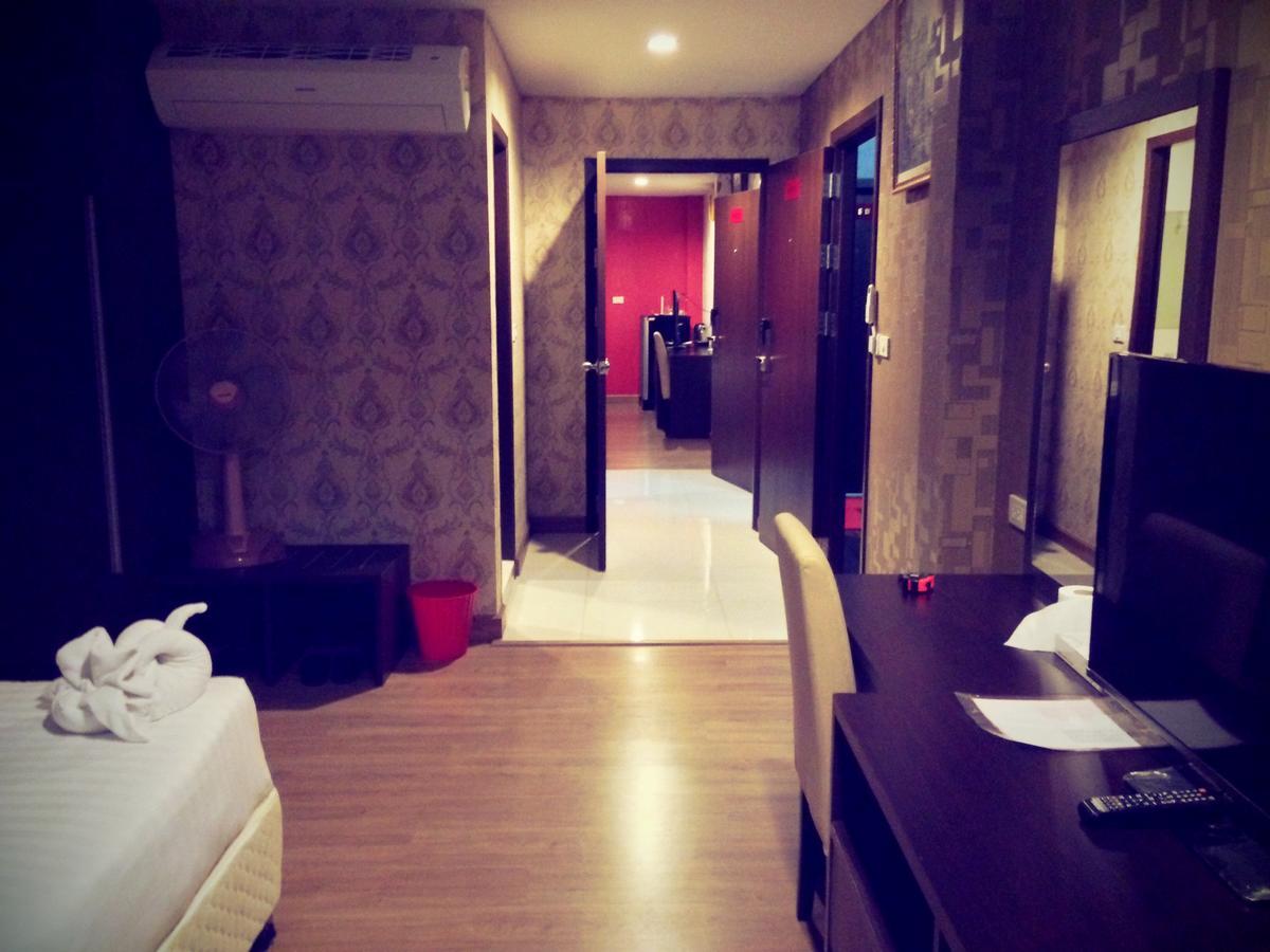 Iraqi Hotel Makkasan Exteriör bild