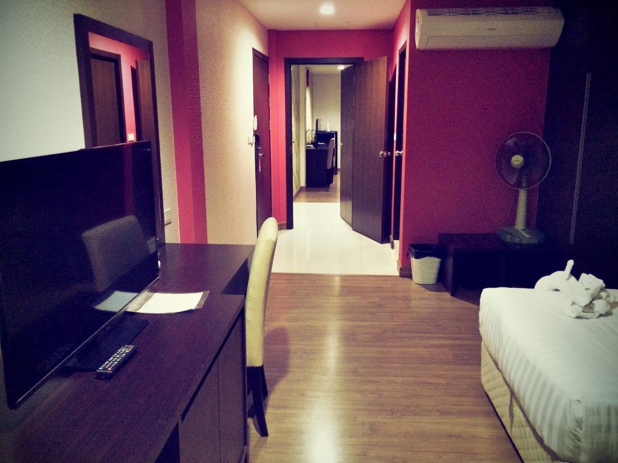 Iraqi Hotel Makkasan Exteriör bild